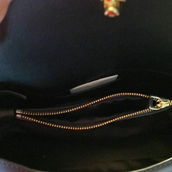 Marc Jacobs black beauty… - Picture 6 of 8